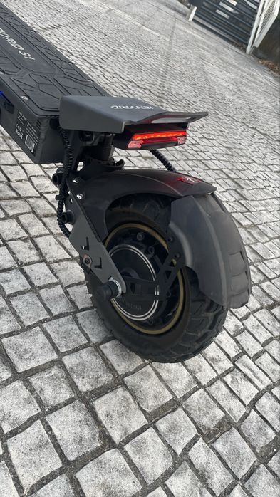 trotinete modelo iENYRID S1