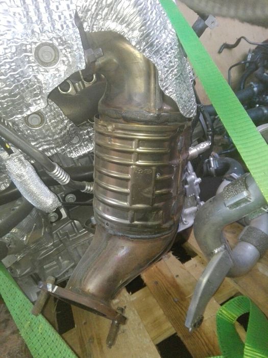 Hyundai i30n 2.0 Turbo. Katalizator