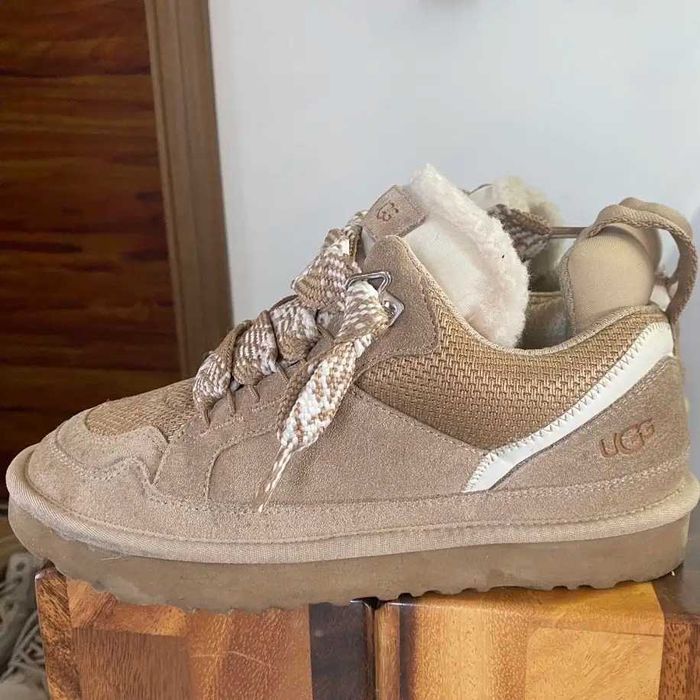 UGG Lowmel Sand r.37