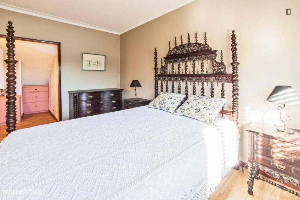 Quarto - localizado em Vila nova de gaia