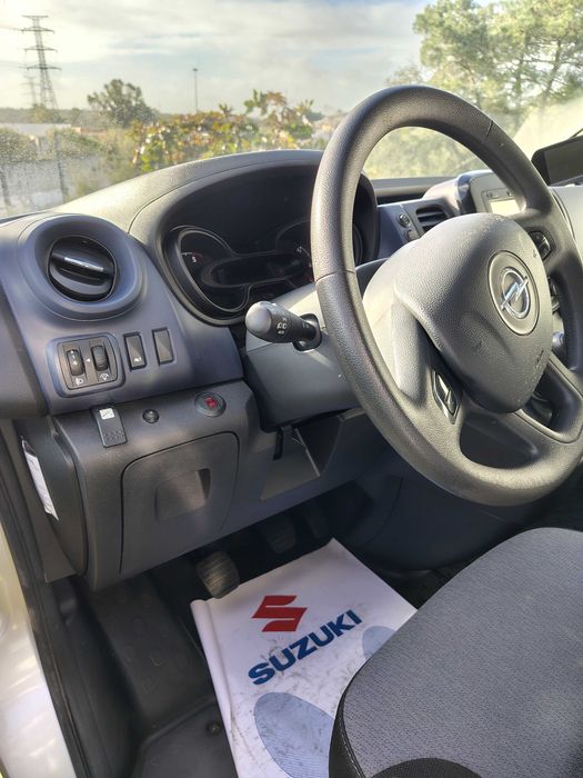 Opel Vivaro ótimo estado. Negócio a não perder!!