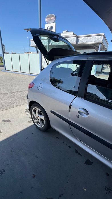 Peugeot 206 Quiksilver 1.4 – 2001