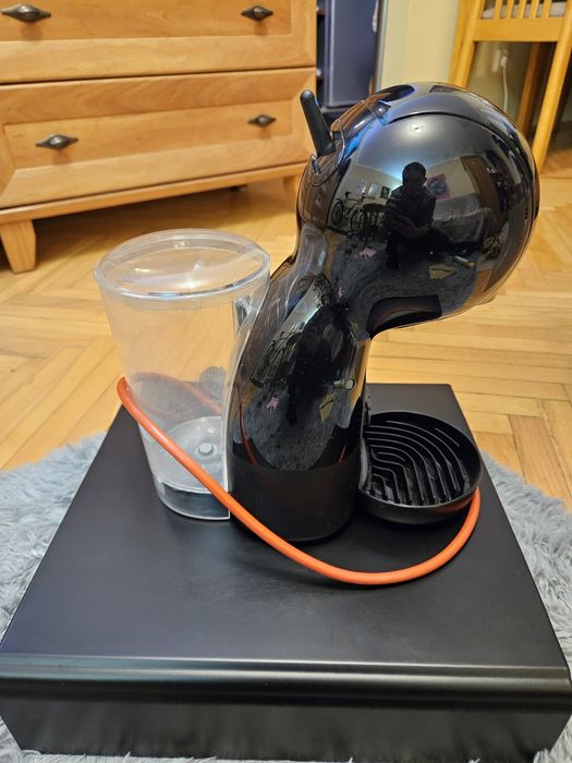 Ekspres kapsułkowy KRUPS Dolce Gusto Piccolo XS fajny zestaw