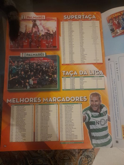 Caderneta oficial de cromos 2017-2018