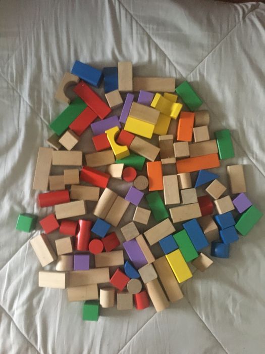 Legos em madeira