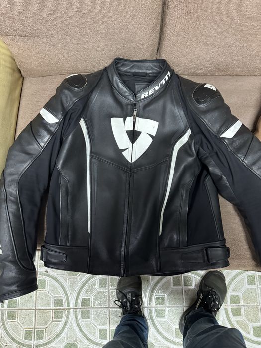 Casaco motard revit