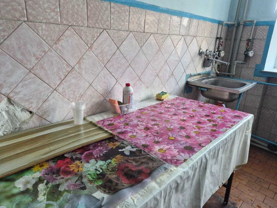 Продам 2 кімнати в гуртожитку , нерухомість в Хмельницькому