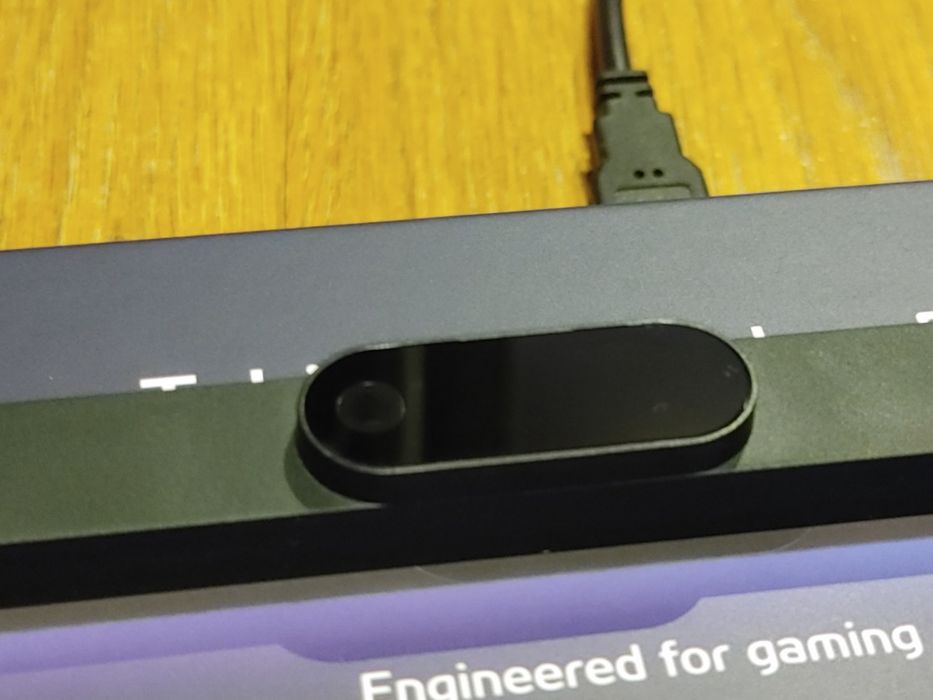 Tobii Eye Tracker 5 - Eye/head tracker do gier