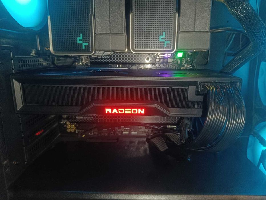 Karta graficzna AMD Radeon RX 6950 XT 16GB GDDR6 + CPU Ryzen 5 7600