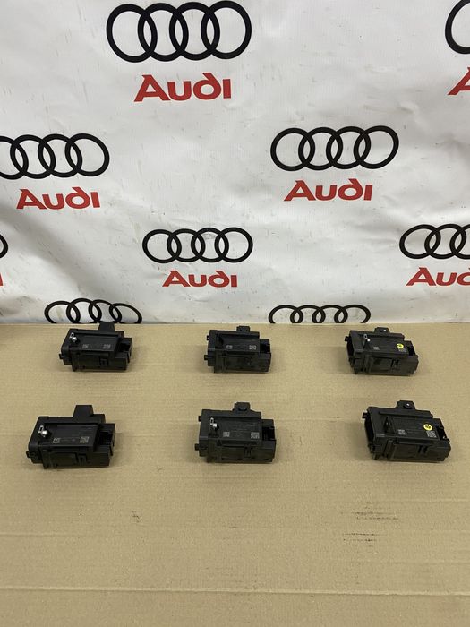 выключатель зажигания прийомник ключа Audi A4 B8 A5 Q5 8K0909131 D C B