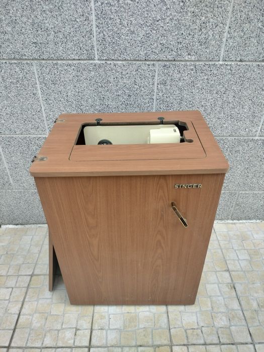 Máquina de costura Singer