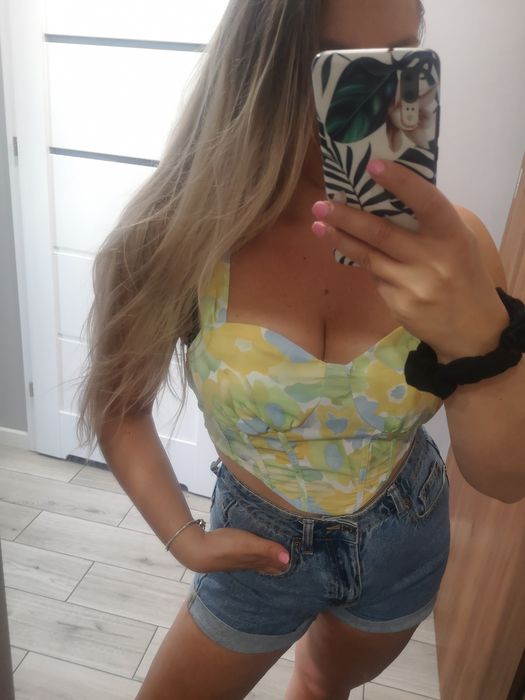 Piękny top w kwiaty nowy z metką XXL