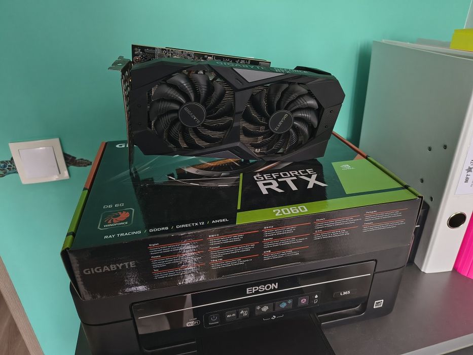 GeForce GTX 2060. Karta graficzna. Igła.