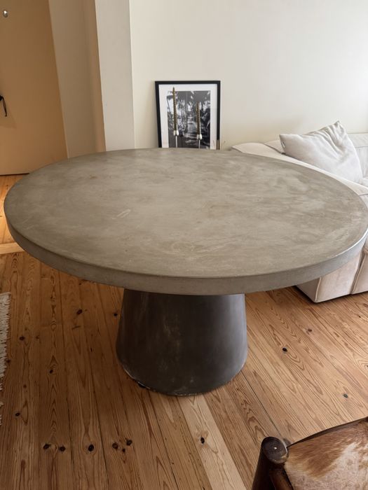 Mesa de cimento Maison du Monde