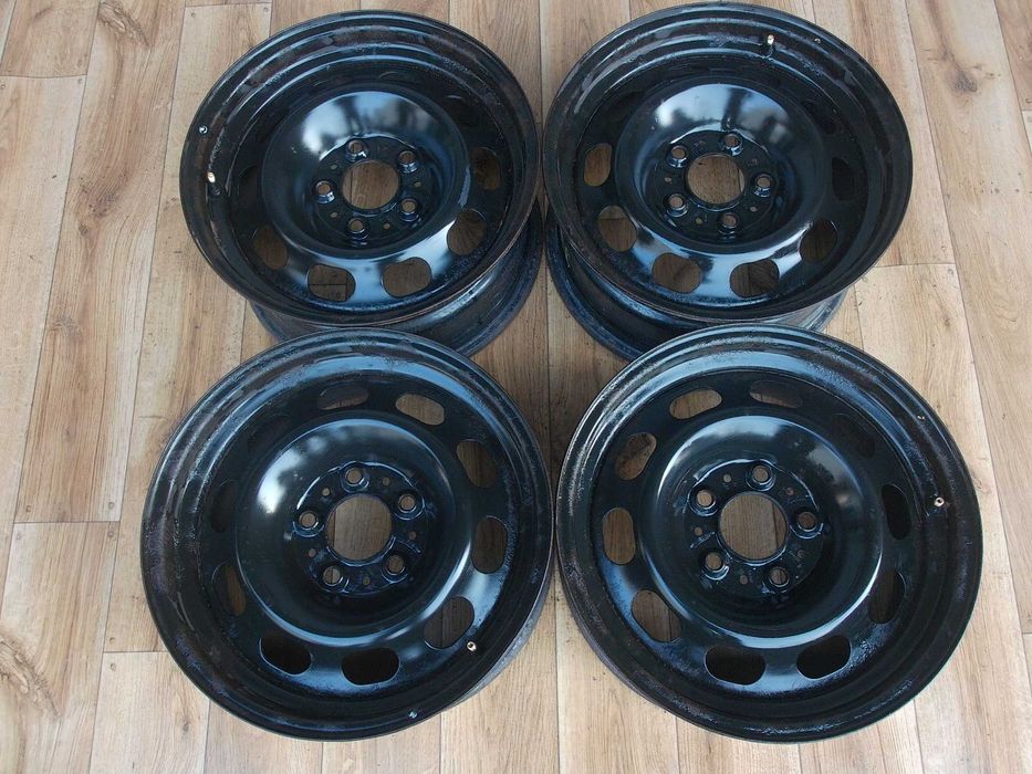 Felgi BMW serii I III 16x7 5x120 ET31