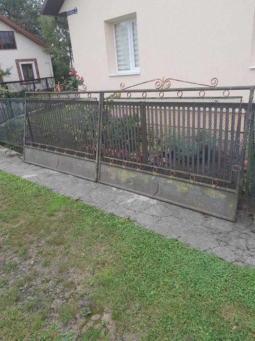 Продається металева брама