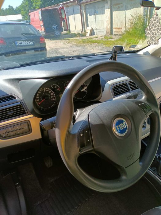 Profesjonalne czyszczenie wnętrza Twojego auta! - dojazd do klienta