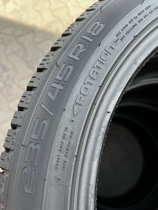 Зимові Шини R18 235/45 Nokian Hakkapelita R5
