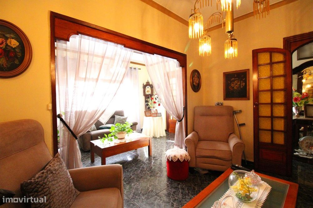 Apartamento T2, com elevador - Seixal