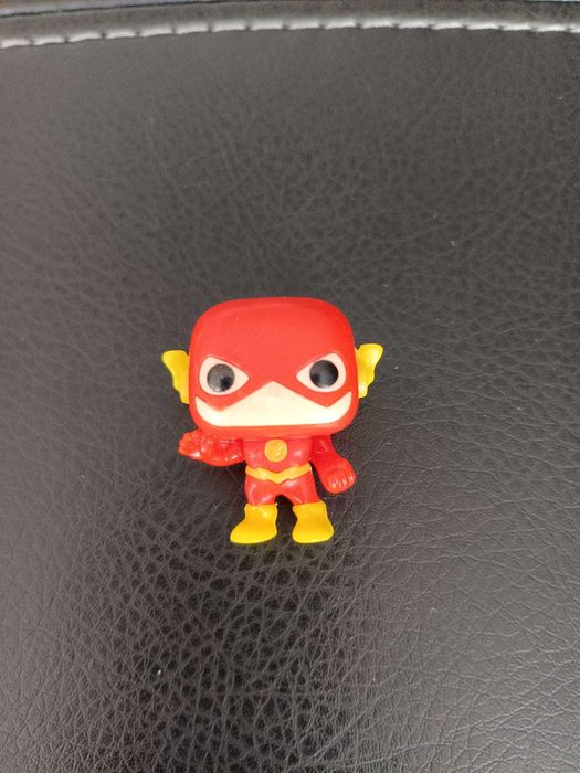 Funko Pop Kinder Joy DC Comics - figurka Flash