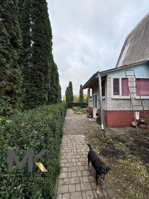 Будинок на першій лінії водосховища. Макарів. 45 соток простору і тиші