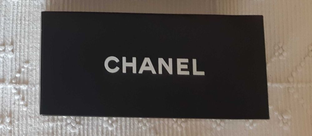 CHANEL - Vários Produtos