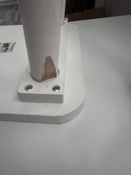 Stolik dzieciecy + 2 krzeselka