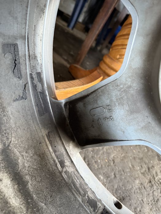 Продам диски мерседес