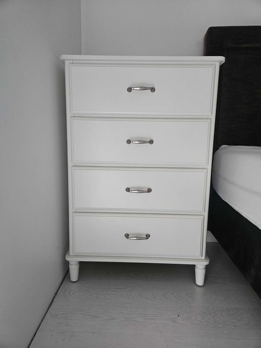 Komoda ikea biała tyssedal