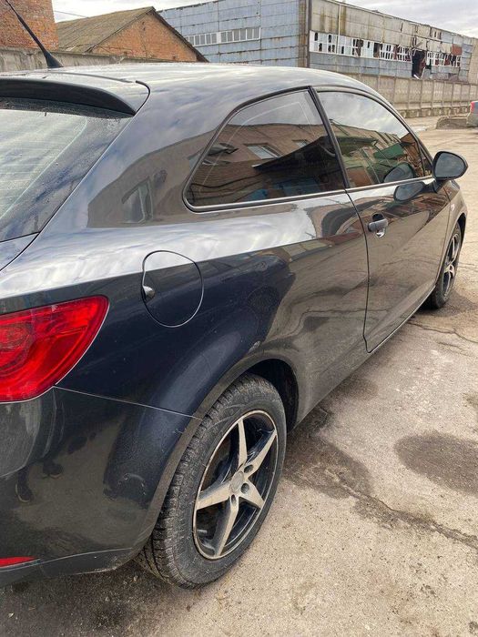 Автомобіль продаж