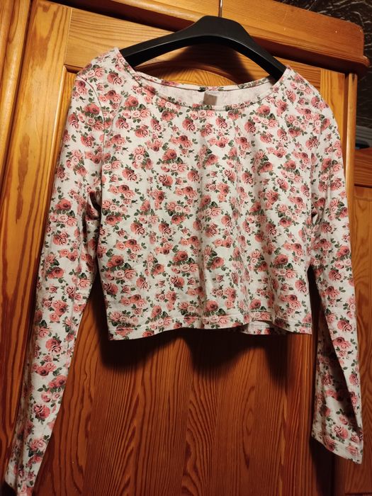 Bluzka krótka z długim rękawem r 40 L