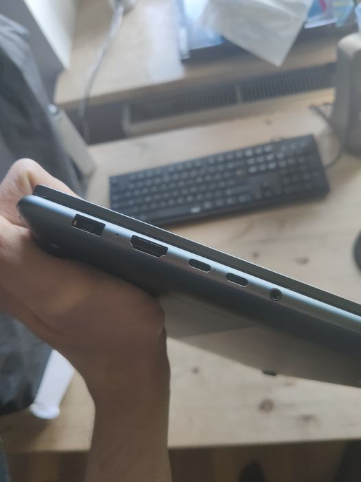 Laptop Lenovo yoga 9i gen 10 aura edition (Tandem OLED)