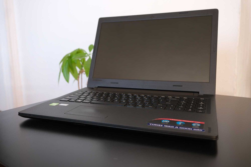 Laptop LENOVO Ideapad 100-15iBD i5 8GB 1TB GT920MX