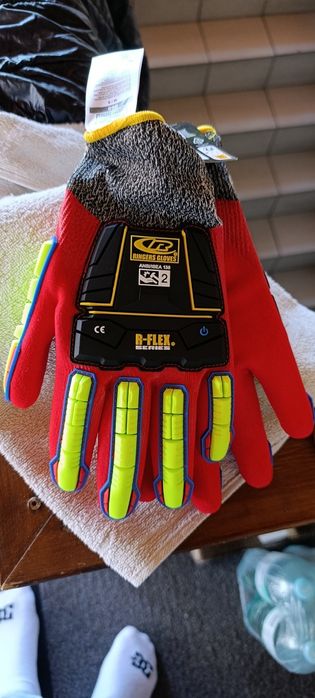 Rekawice ansell  068