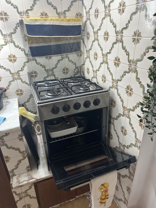 Fogão/forno 4 bocas