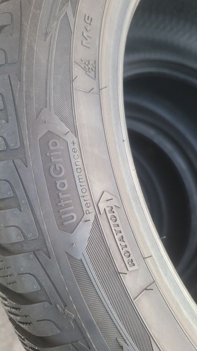 255 45 20 Goodyear UltraGrip Perfomance+