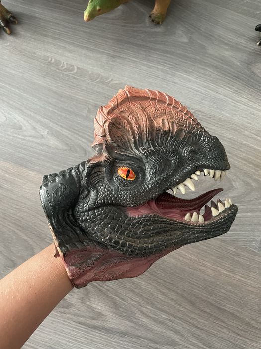 Дінозаври фигуры динозавров