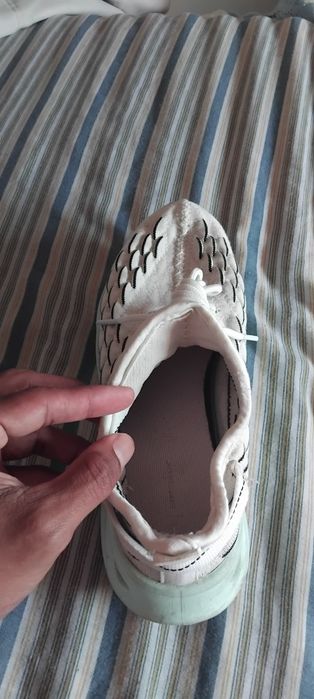 Nr,ténis zoom mole €