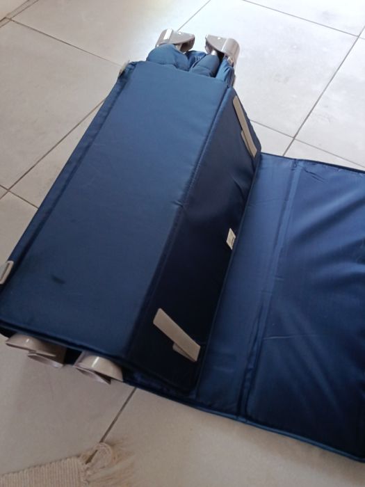 Berço de Viagem Chicco Azul – Dobrável e Portátil
