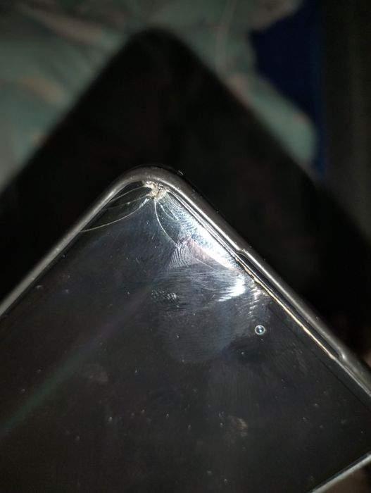 Продам телефон Motorola Edge 40 Neo 256 ГБ