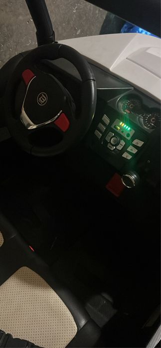 Машина отличном состоянии езда два чеса. Приходите  смотрите звоните..