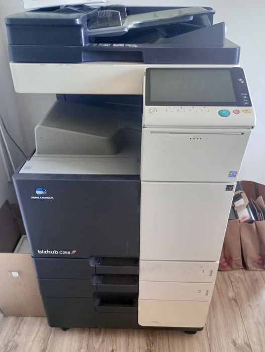 Sprzedam używaną drukarkę wszystko sprawne można na miejscu sprawdzić   od godz.07. do 15.00 po wcześniejszym kontakcie telefonicznym.