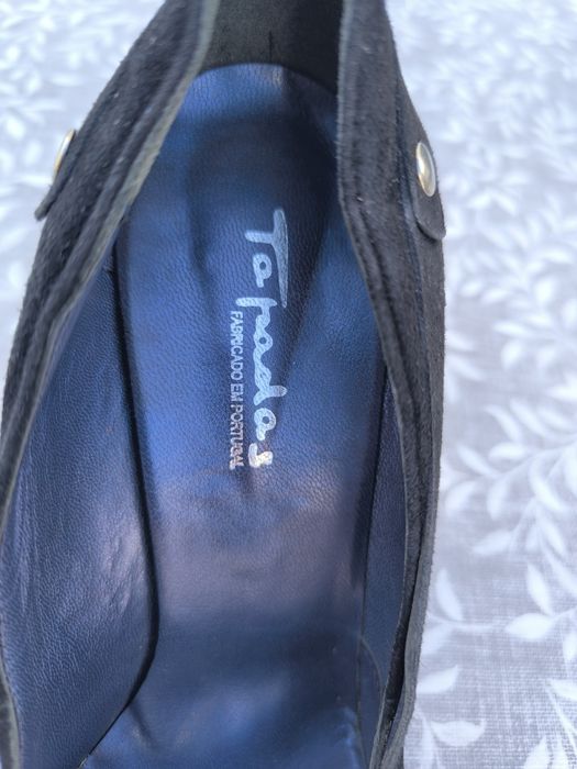 Sapatos camurça salto alto