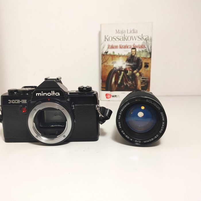Lustrzanka analogowa Minolta XG-E Soligor Zoom Macro 28-80mm 3,5-4,5