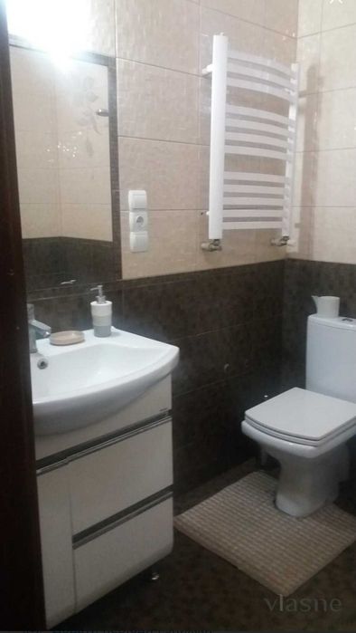 Продам будинок - апартаменти Берегово