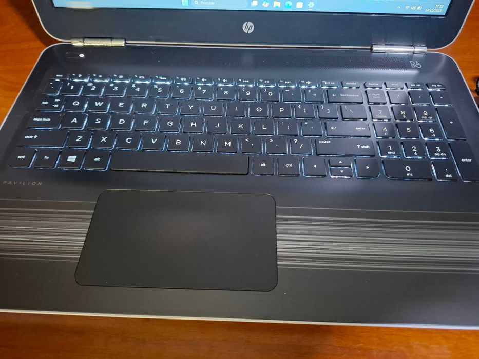 HP 15.6" Touch | 12GB RAM | SSD 240GB | Windows 11