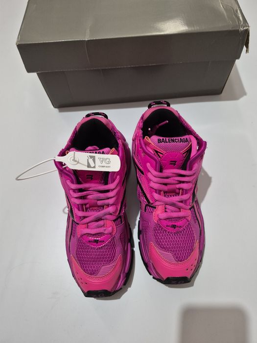 ОСТАННЯ ПАРА Рожеві Balenciaga Runner 38,39