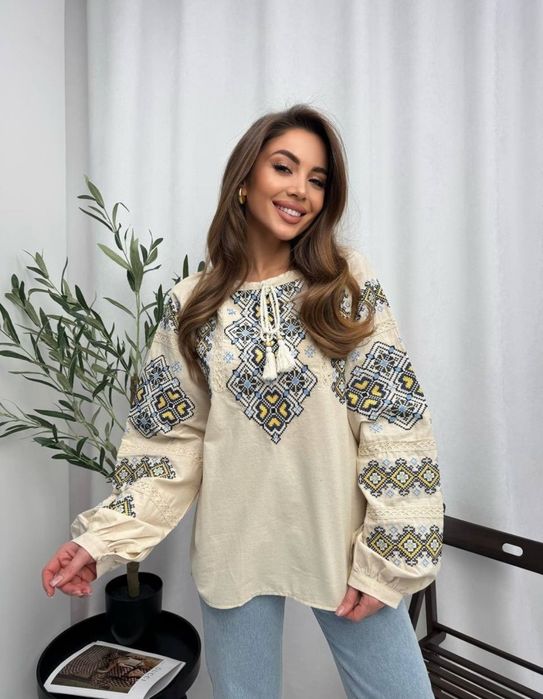 Вышиванка женская