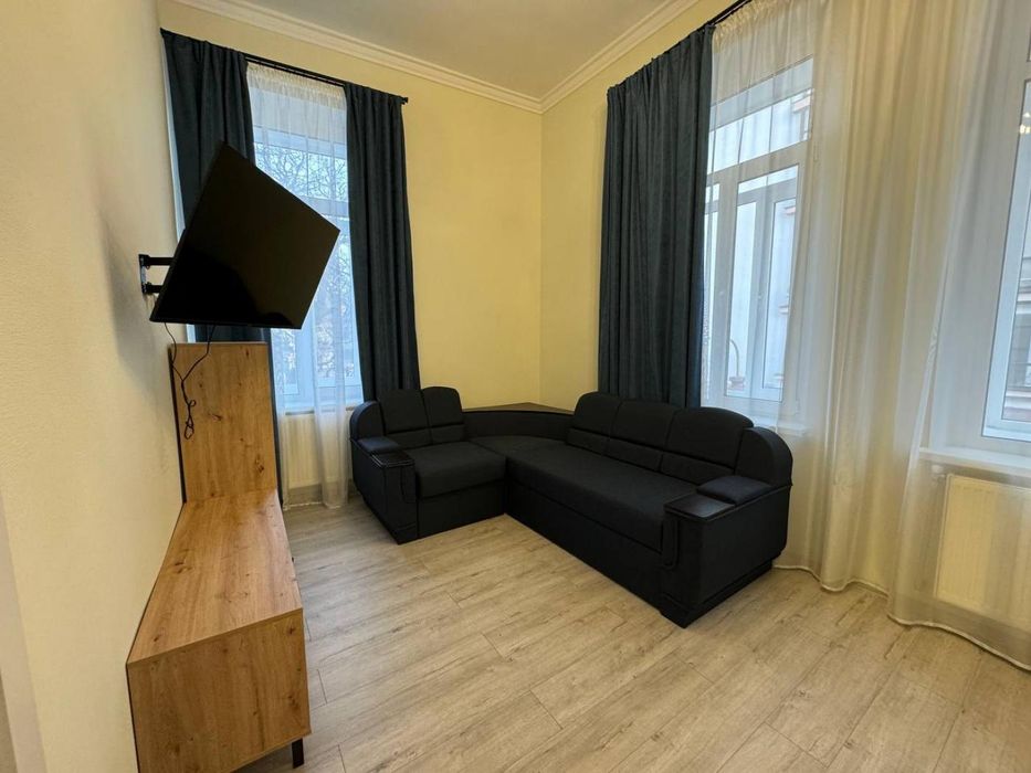 Dskmyf p 01/01/26/Оренда/Центр/2 квартира/Стометрівка/Франківськ.