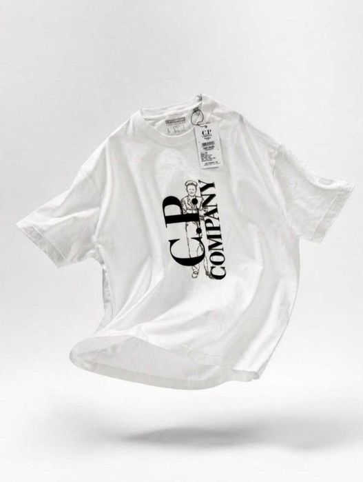 Футболки C.P.company та Weekend offender
